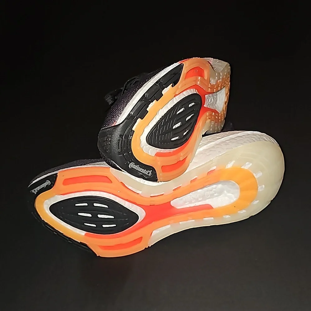 Adidas ultraboost 21 Mens 8.5 black orange white - Picture 2 of 4